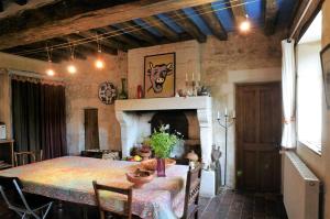 B&B / Chambres d'hotes la Maison des Aubees : Chambre Double Deluxe (2 Adultes + 1 Enfant)