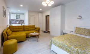 Classic Old Town Apartment