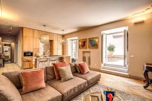 DeCharme apartment with terrace in Monti