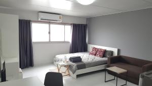 Popular Condo C5 IMPACT