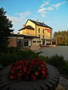 Hotel Arkadia - Łazów