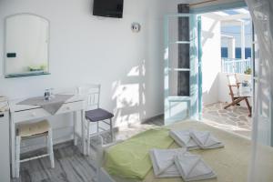 Carmel Studio Apartment Paros Greece