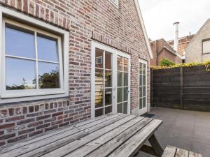 Two-Bedroom Holiday Home room in Tasteful Holiday Home in Wemeldinge near Sea