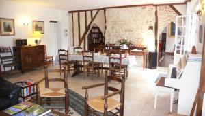 B&B / Chambres d'hotes La Heraudiere Bed & Breakfast : photos des chambres