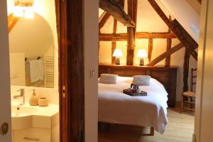 B&B / Chambres d'hotes La Heraudiere Bed & Breakfast : photos des chambres