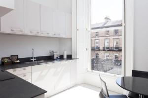 7-9 Rothesay Place, Edinburgh, EH3 7SL, Scotland.