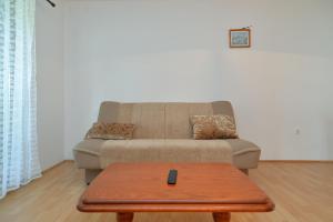 Apartment Ana 1725