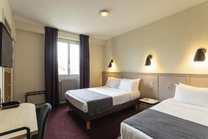 Hotels Grand Hotel de la Gare : Chambre Quadruple