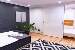 Apartment No. 2a by Apart Service