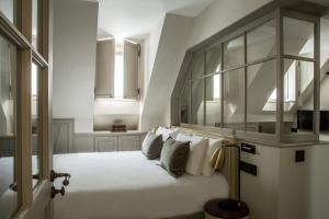 Junior Suite room in Charles V