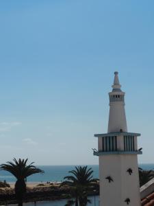 Emas Beach and Nightlife House