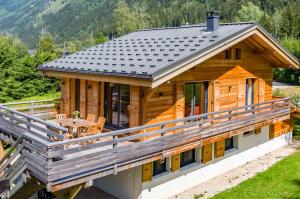 Superior Chalet room in Chalet De L'ours - Chamonix All Year