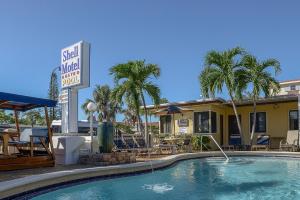 Double Room with View room in Shell Motel Hollywood