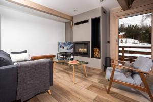 Chalet De Lours - ChamonixYear