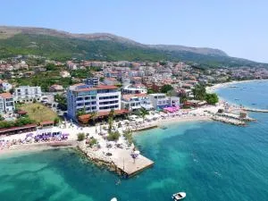 圣安东尼奥酒店 - 兹诺夫尼卡