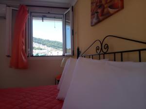 Happy Owl city apartment Zakynthos Greece