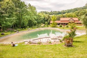 Talu Country house with a pool in Medvednica Nature Park Zagreb Horvaatia