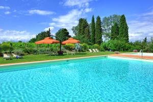 Villa Lorenza by PosarelliVillas