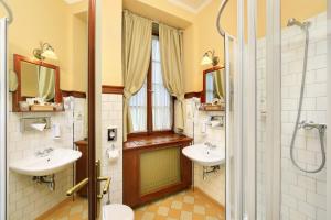 Family Room (2 Adults + 2 Children) room in Chateau St. Havel - Wellness Hotel