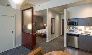Le Square Phillips Hôtel & Suites