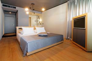 Superior Double Room with Sea View and Balcony room in Lifestyle Hotel Vitar - Adults Only