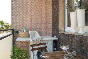 Studio mit Balkon