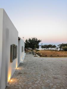 Sandy beach house Antiparos Greece