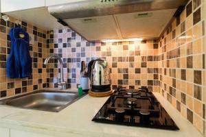 1BR The Wave Kuningan Apartment near Kota Kasablanka By Travelio