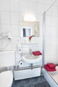Small Twin Room room in Hotel Weierich