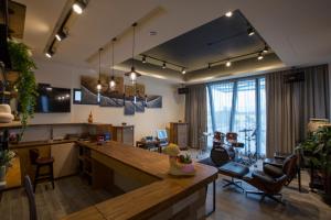 河沿悅舍ZW朋友同學聚會推薦l獎勵旅遊宜蘭包棟l家庭親子民宿l烤肉麻將浴缸戲水池