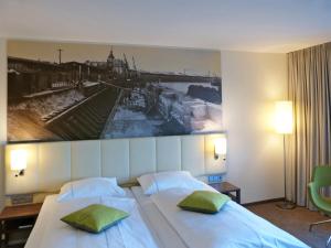 Superior Double Room with Harbor View room in Best Western Plus Hotel Bremerhaven
