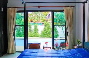 Thai family rawai Swimming pool villa Hotel