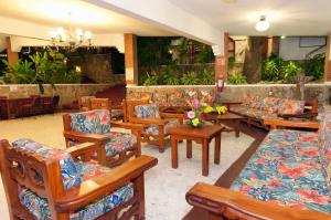 Real BananasInclusive