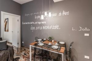 Ugo Bassi Apartments