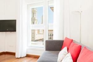 Apartamentos Sabinas El Pilar - 4hvězdičkové hotely ve městě Zaragoza
