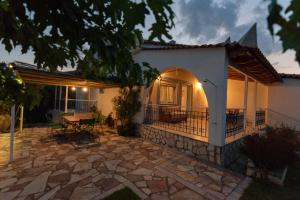 Villa Tasos Koutsoubos Messinia Greece