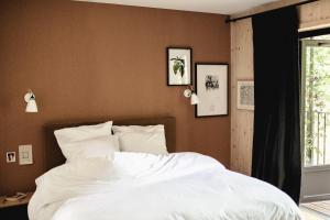 Hotels Le Barn : photos des chambres