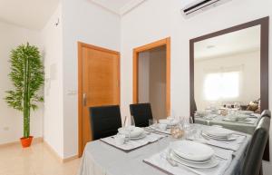 Residential jardín del pintor - la casa amarilla