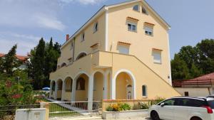 Apartments Jadera - 3hvězdičkové hotely ve městě Privlaka