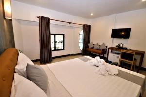 Grand Elevation Hotel
