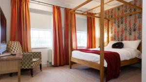 Four Poster Room room in Honest Lawyer Hotel