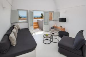 June Twenty Suites Santorini Greece