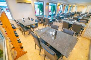 Kleopatra Celine Hotel