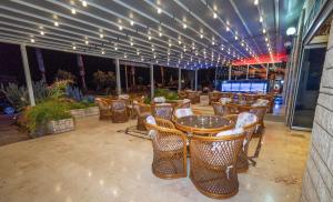 Kleopatra Celine Hotel