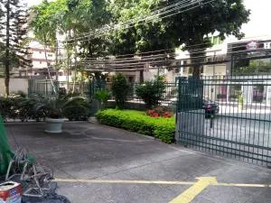 Seu Cantinho - Дуки-ди-Кашиас