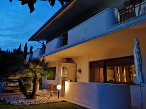 Pension B&B Villa Bianca Sona Italien