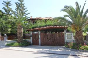 Tosis Apartments Kefalloniá Greece