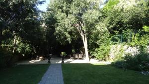 B&B / Chambres d'hotes Chambre cote jardin : photos des chambres