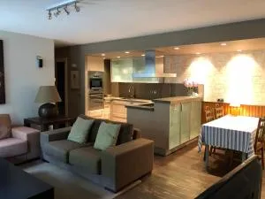 Las Hortensias - Naves