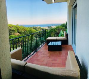 Casa con vistas al mar y piscina privada